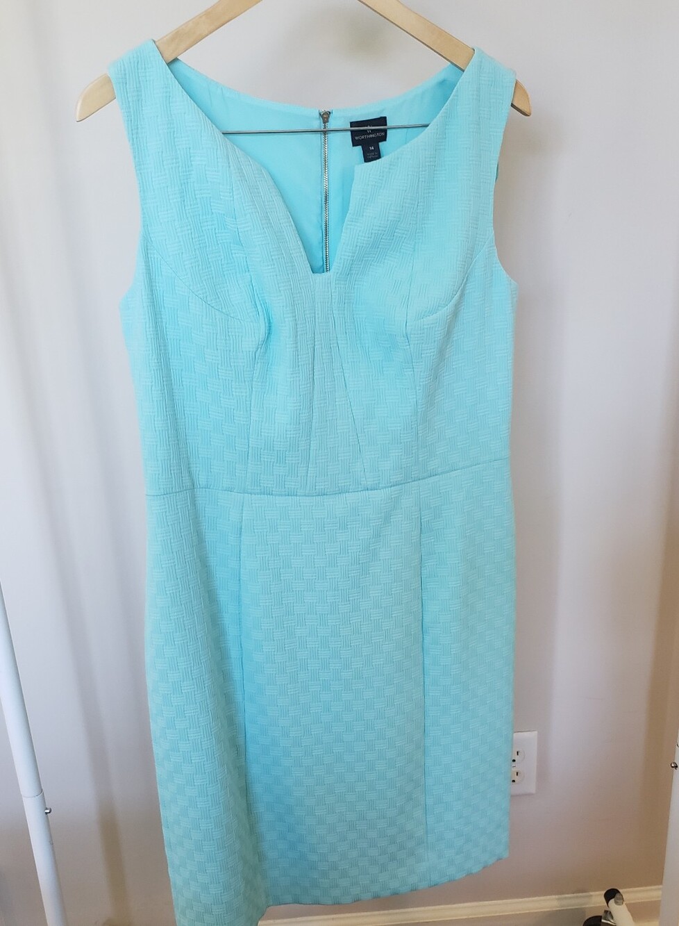 Worthington Aqua Textured Sheath Dress with V-Notch
